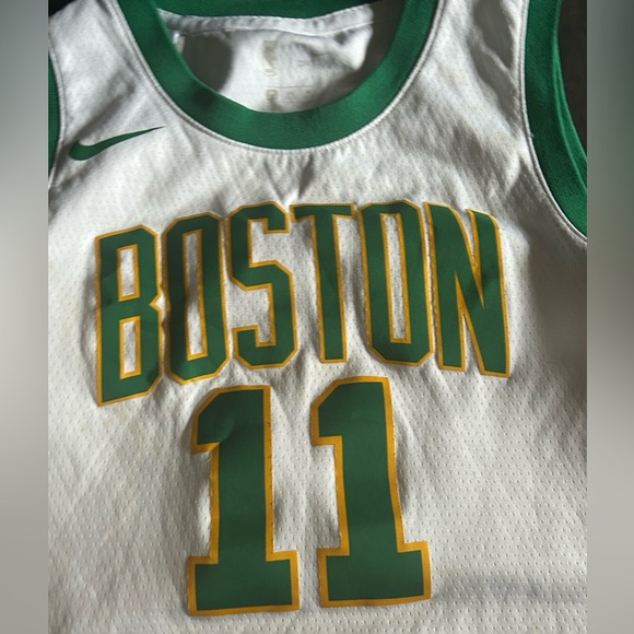 BOSTON CELTICS 🏀 youth size medium “IRVING” basketball jersey - Picture 2 of 5